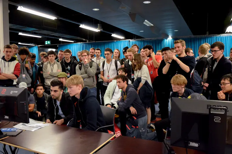 een Nederlands smash toernooi